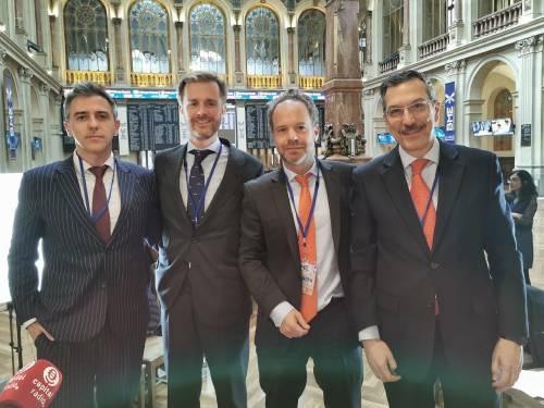 f71b6c8e 3f23 41b4 b208 f46ee1b301f9 f71b6c8e 3f23 41b4 b208 f46ee1b301f9