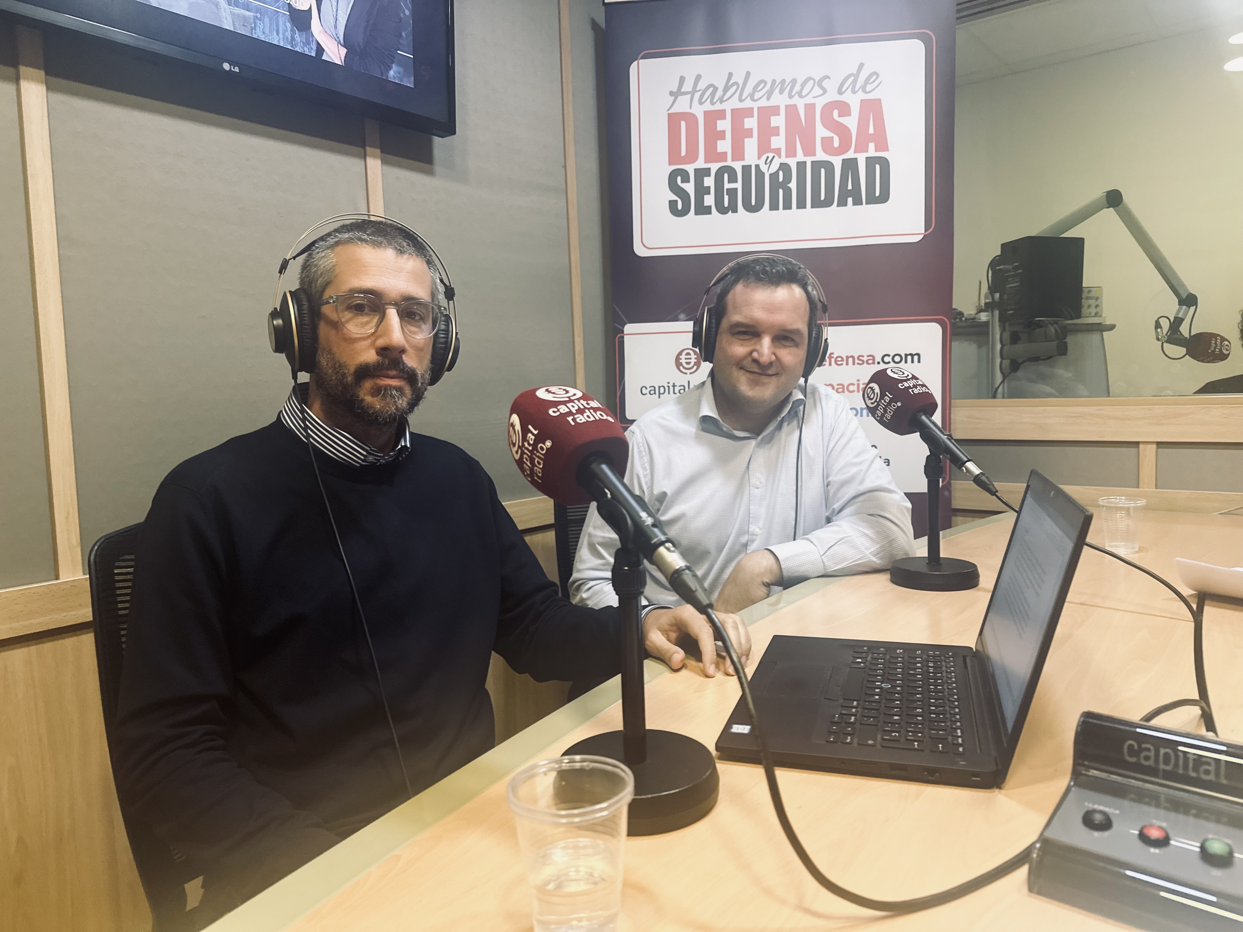 Joan Farnós, responsable de tecnologías duales del BSC, y Jorge San José García, director de NGWS y responsable del programa FCAS en Indra Joan Farnós, responsable de tecnologías duales del BSC, y Jorge San José García, director de NGWS y responsable del programa FCAS en Indra