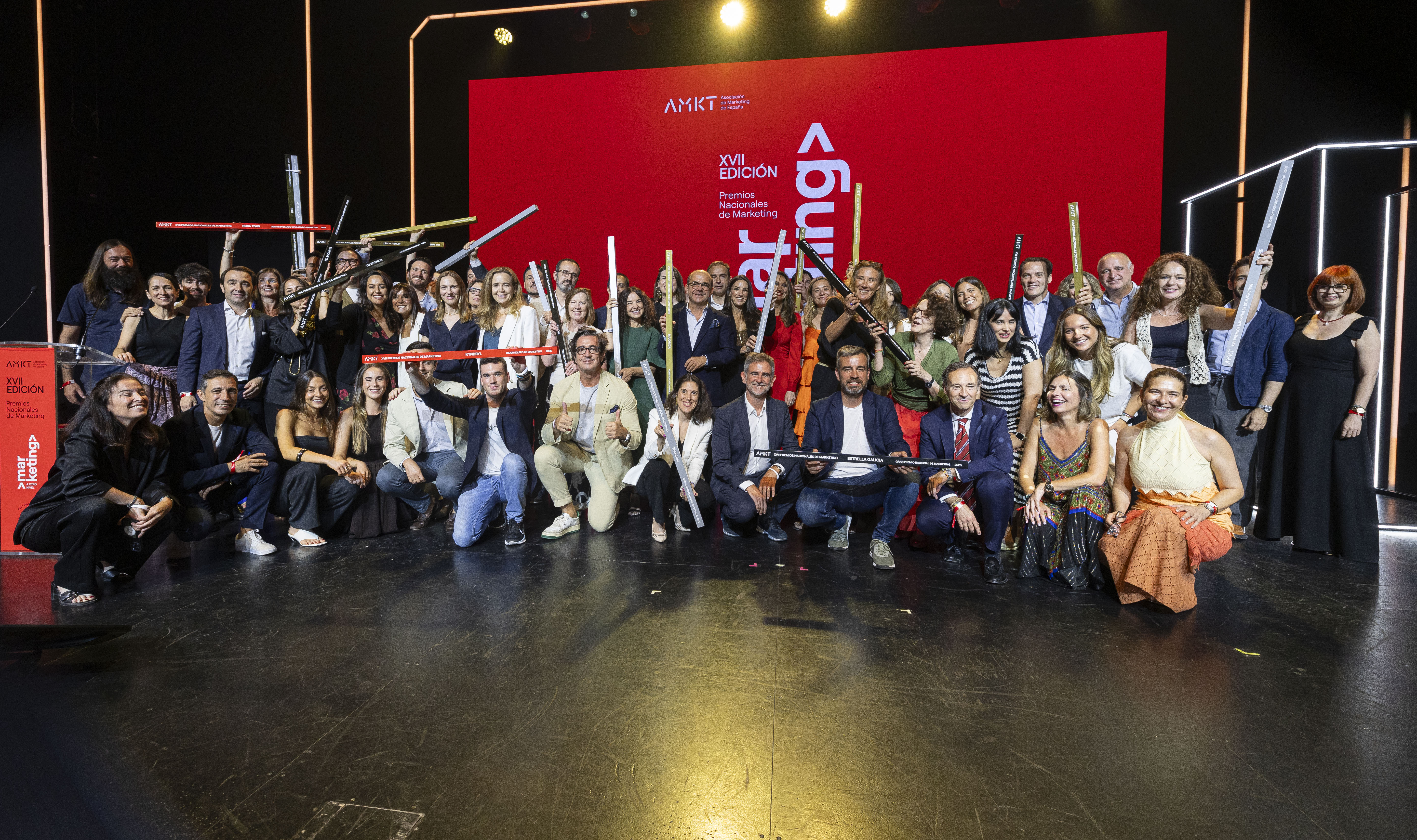 Foto grupo premios AMKT_1
