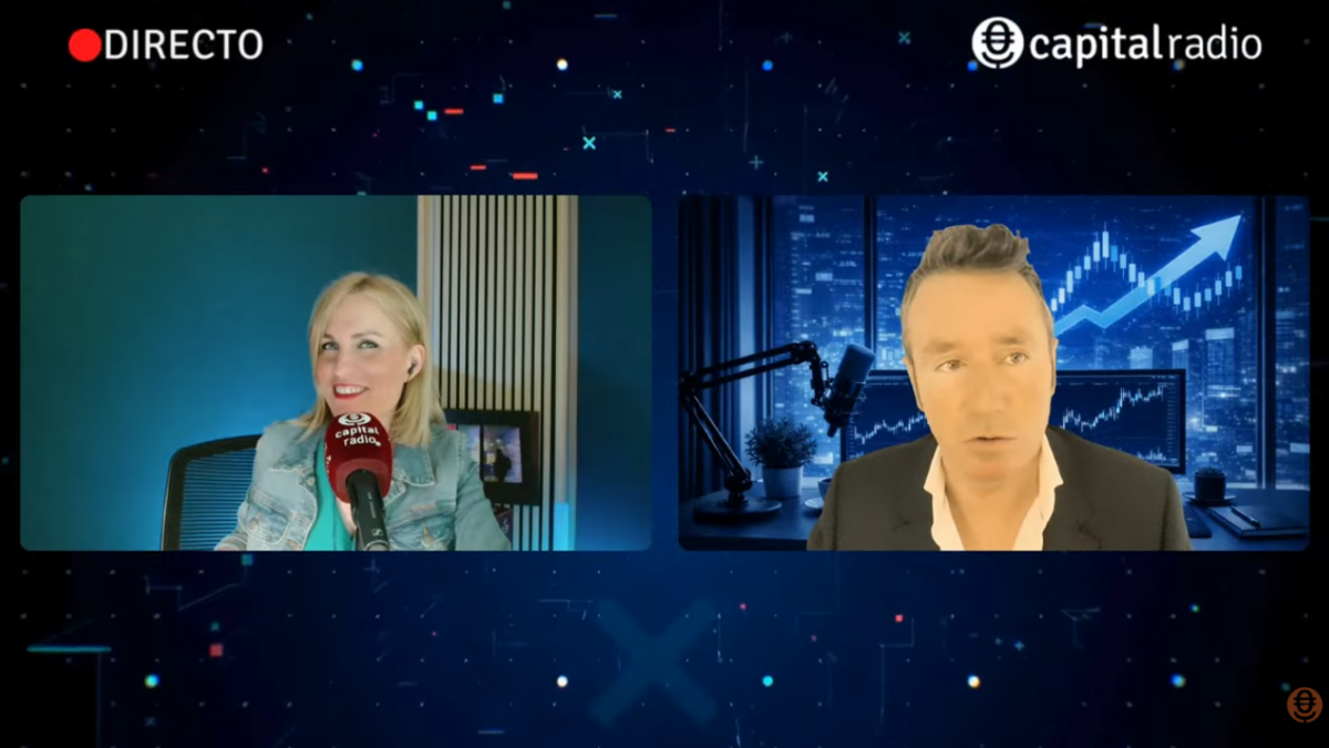 Laura Blanco y Alberto Iturralde, durante la Clase de los Viernes de esta semana.