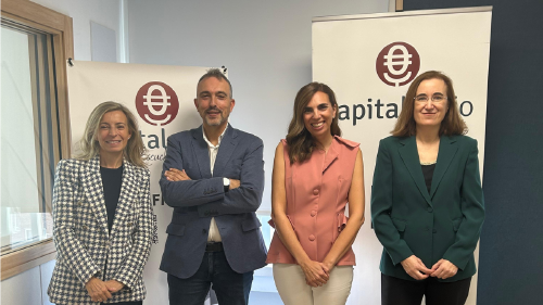 Elena Guanter, directora general de Iberia y Latam en Candriam; José María Luna, socio de Luna Sevilla Asesores Patrimoniales; Marta Puyol, directora científica de la Asociación Española Contra el Cáncer (AECC); y Sandra Torrecillas, quien se ha encargado de moderar la mesa redonda. Elena Guanter, directora general de Iberia y Latam en Candriam; José María Luna, socio de Luna Sevilla Asesores Patrimoniales; Marta Puyol, directora científica de la Asociación Española Contra el Cáncer (AECC); y Sandra Torrecillas, quien se ha encargado de moderar la mesa redonda.