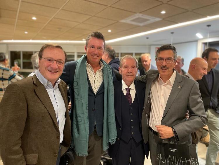 José Luis Cava, Alberto Iturralde, Antonio Sáez del Castillo y Luis Vicente Muñoz. José Luis Cava, Alberto Iturralde, Antonio Sáez del Castillo y Luis Vicente Muñoz.