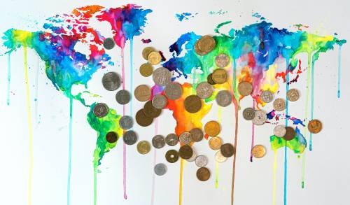 Dinero e inversión Photo by Allie Smith on Unsplash