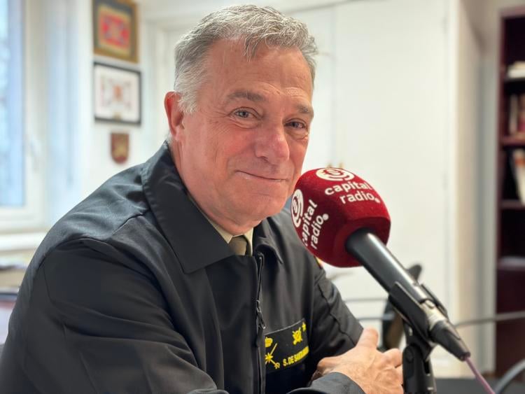 El General César Sáenz de Santamaría jefe de la oficina de apoyo exterior OFICAEX El General César Sáenz de Santamaría jefe de la oficina de apoyo exterior OFICAEX