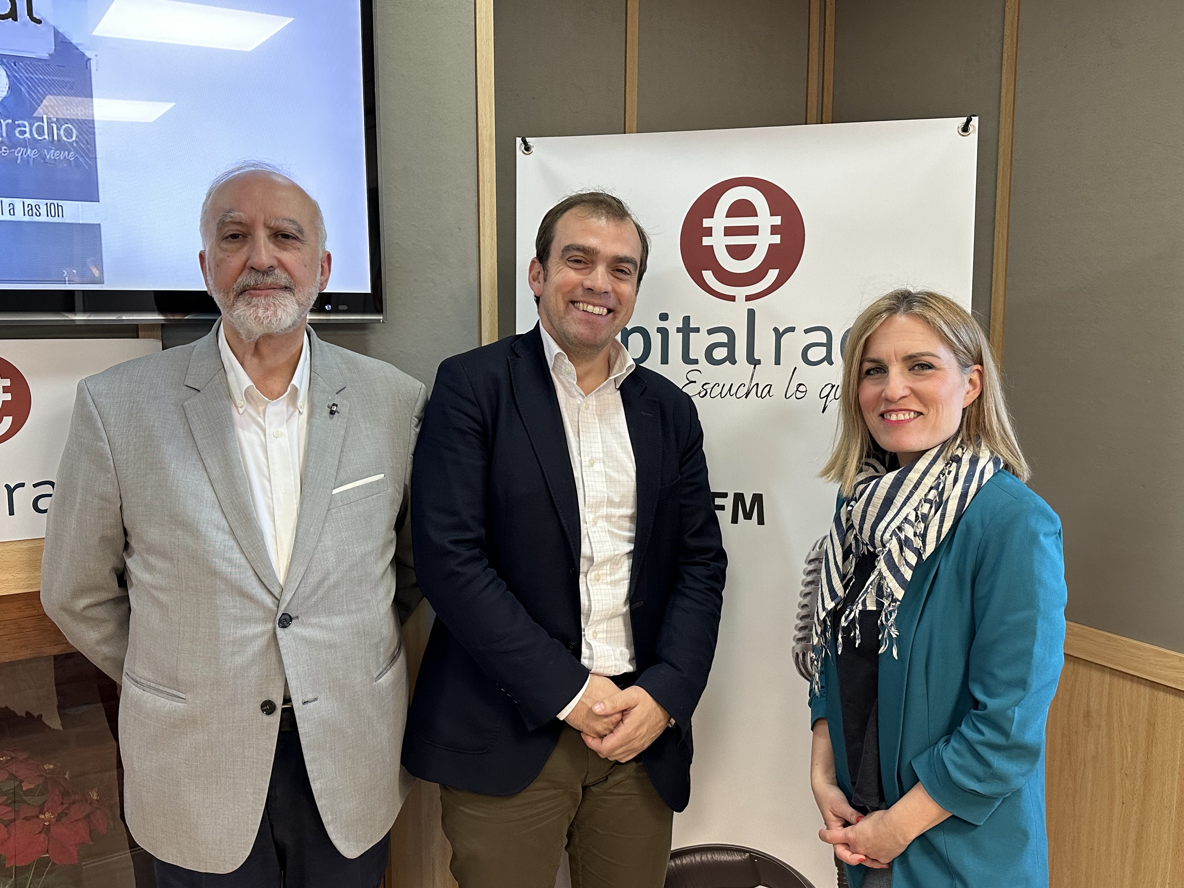 Jesús Rubio, secretario general de AMIITEL, y Miguel Ángel Sánchez, director de la zona centro de Televés Jesús Rubio, secretario general de AMIITEL, y Miguel Ángel Sánchez, director de la zona centro de Televés