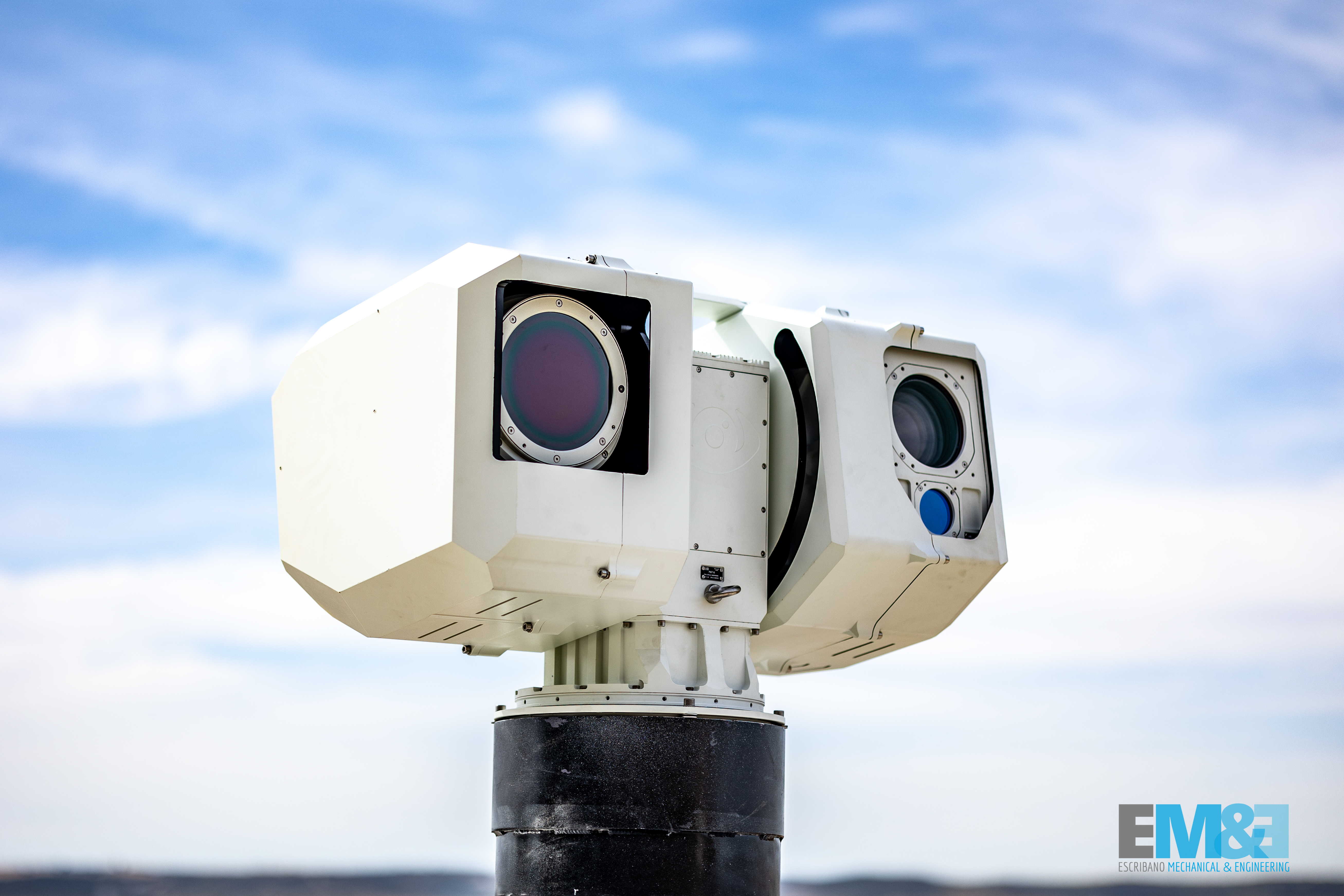 OTEOS S, sensor optrónico de observación y tracking de Escribano OTEOS S, sensor optrónico de observación y tracking de Escribano