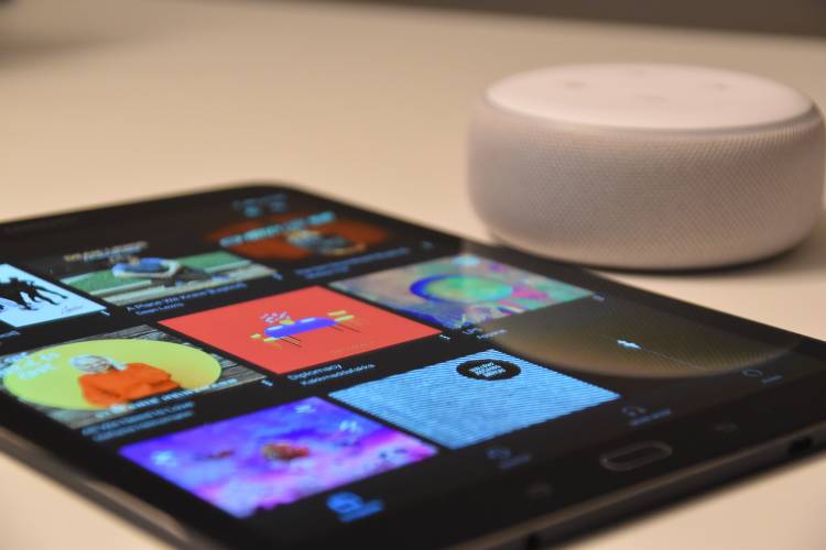 Alexa Photo by Waldemar Brandt on Unsplash Alexa Photo by Waldemar Brandt on Unsplash