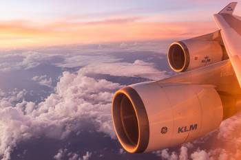 Aerolíneas Photo by Emiel Molenaar on Unsplash Aerolíneas Photo by Emiel Molenaar on Unsplash