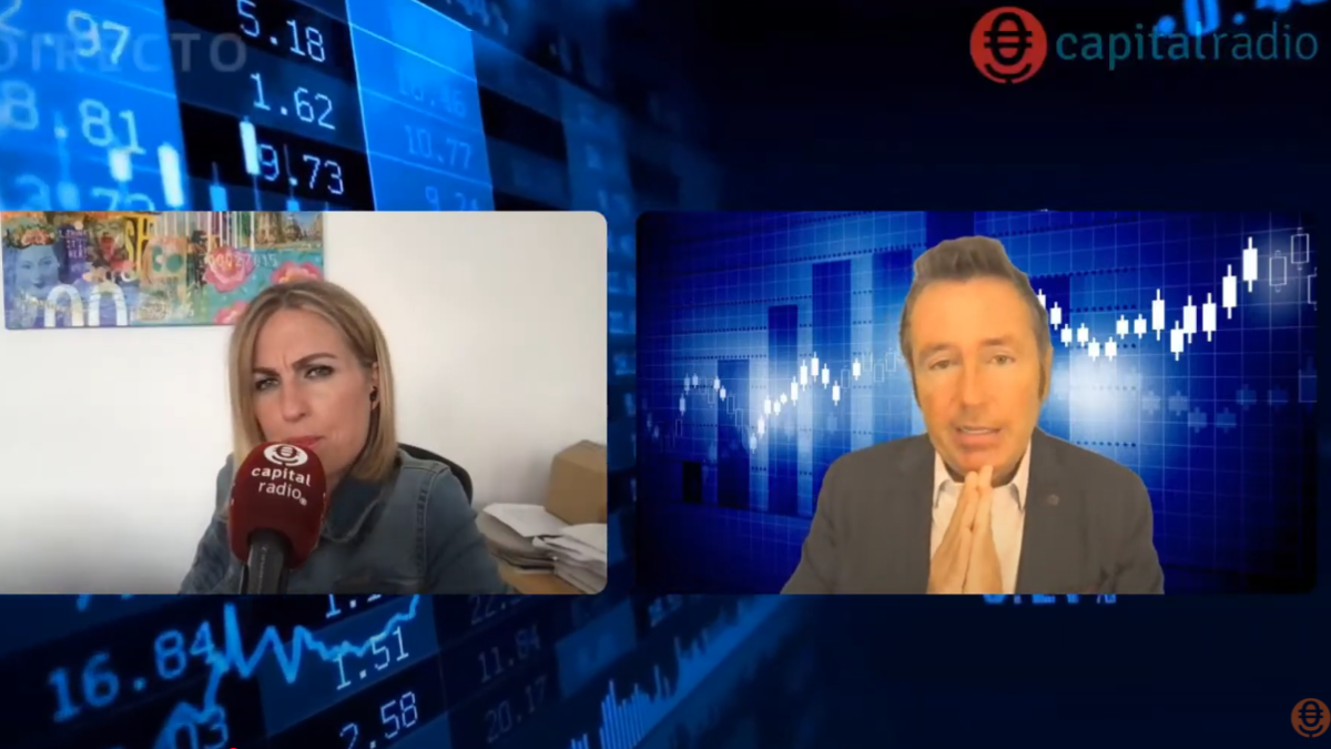 Laura Blanco y Alberto Iturralde en un momento de la Clase de los Viernes de esta semana.