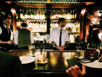 1552312218_archive_bar_pub_drinks_nightclub_bartender_wallpaper_1024x768 1552312218_archive_bar_pub_drinks_nightclub_bartender_wallpaper_1024x768
