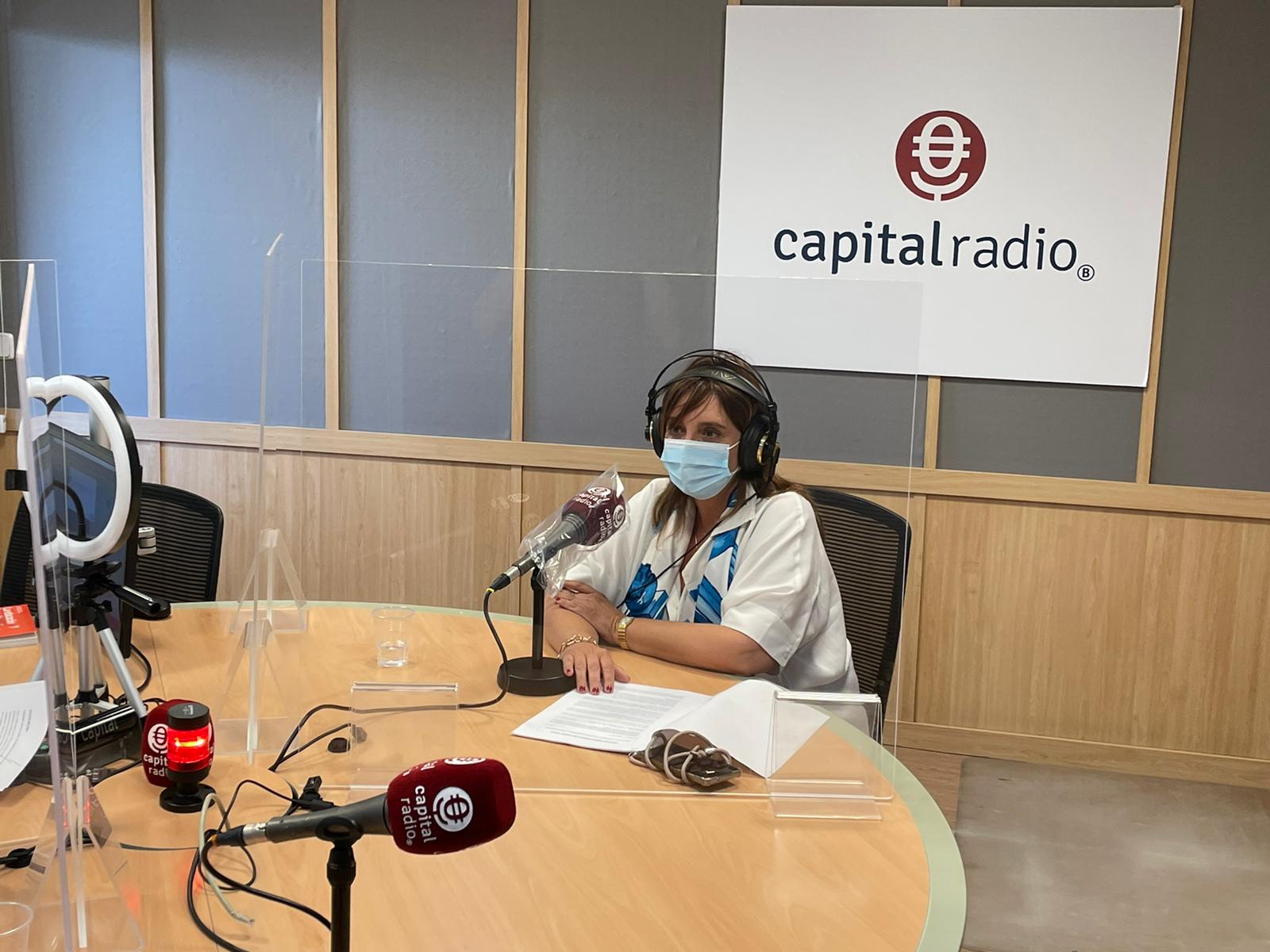 70ca8b70 605b 4946 88d7 d870c123417e 70ca8b70 605b 4946 88d7 d870c123417e