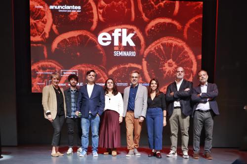 Foto de grupo de ponentes Foto de grupo de ponentes