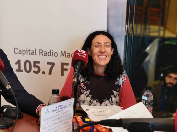 EIB4h1qW4AA2lzm EIB4h1qW4AA2lzm