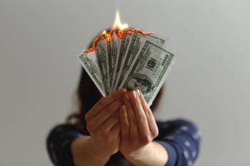 Dinero Photo by Jp Valery on Unsplash Dinero Photo by Jp Valery on Unsplash