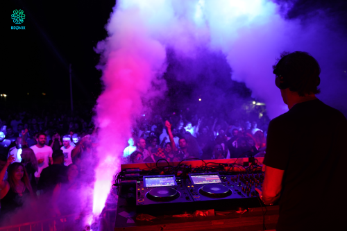 A3R07574545245245399 A3R07574545245245399