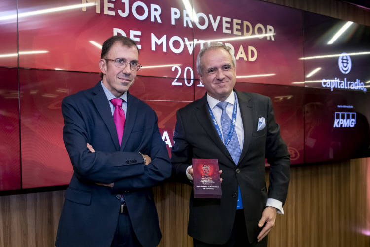2019-12-12 PREMIOS CAPITAL RADIO 51