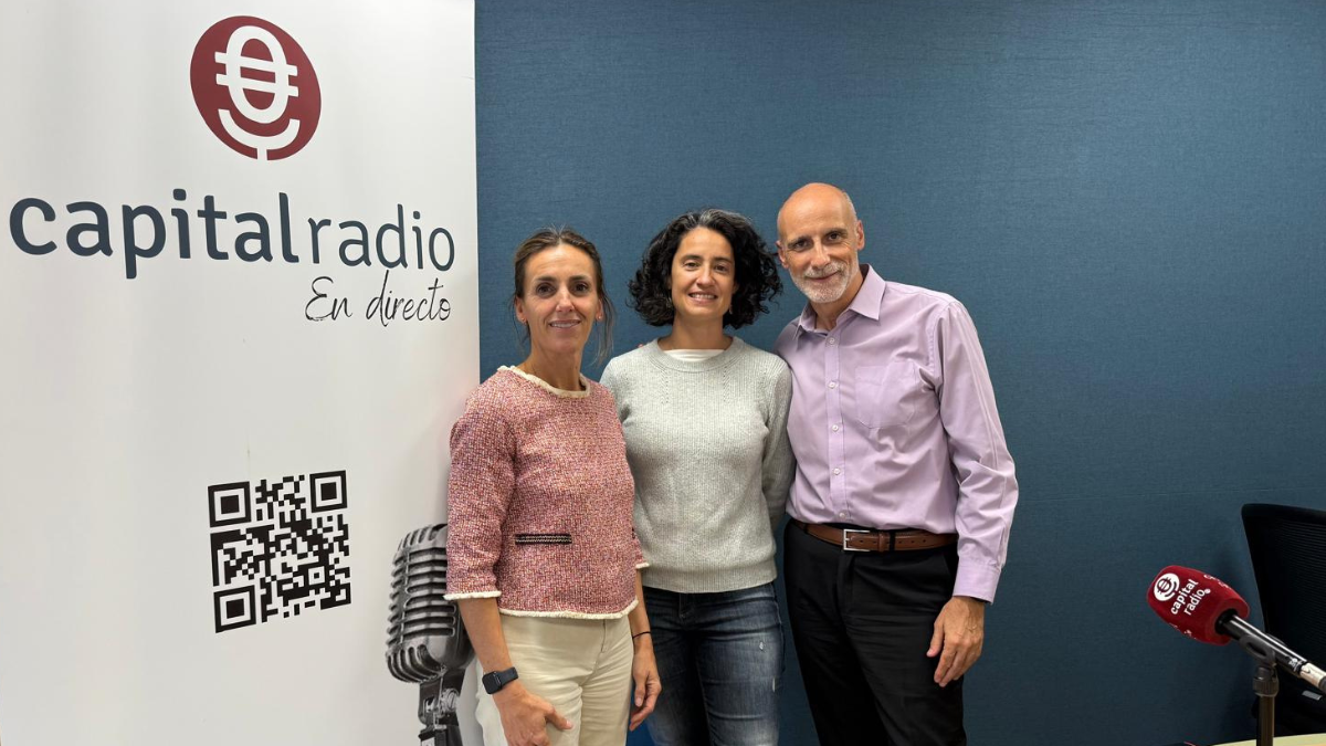 Isabel López Rivadulla, directora de Comunicación de Signus Ecovalor; Marta García Larriu, creadora y directora de Another Way Film Festival; y Chimo Ortega, director de Movilidad sobre Ruedas en Capital Radio.