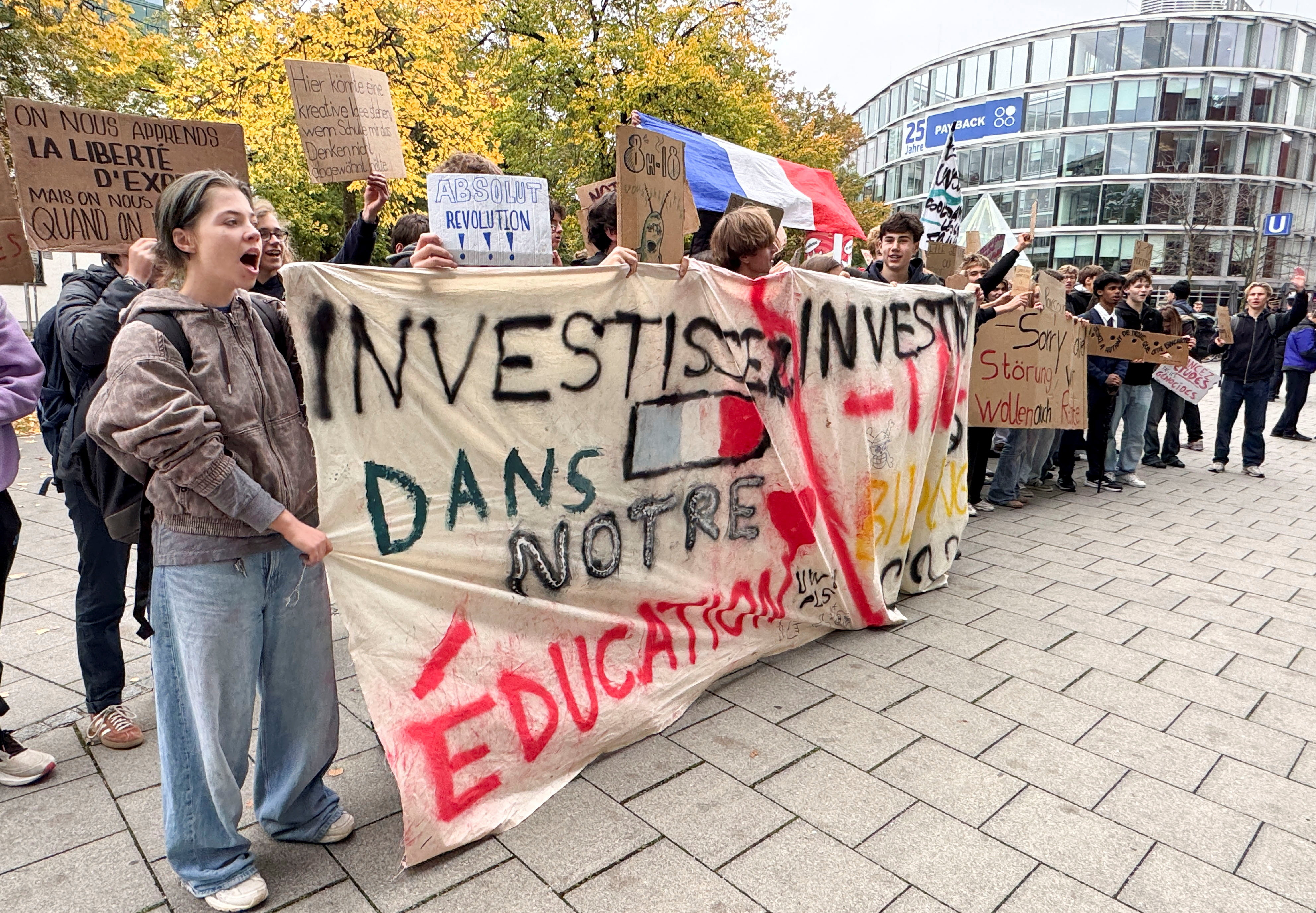 2026 10 19T111725Z_1156236073_RC296OAKSJF8_RTRMADP_3_FRANCE PROTEST GERMANY