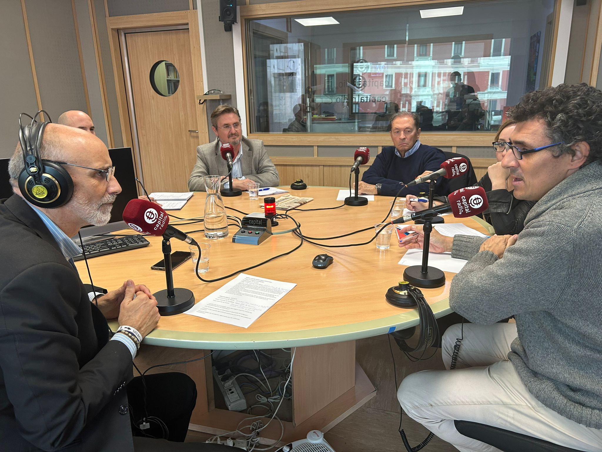 Un momento de la cuarta entrega de \\\'Asepa y Capital Radio, por la automoción\\\' Un momento de la cuarta entrega de \\\'Asepa y Capital Radio, por la automoción\\\'