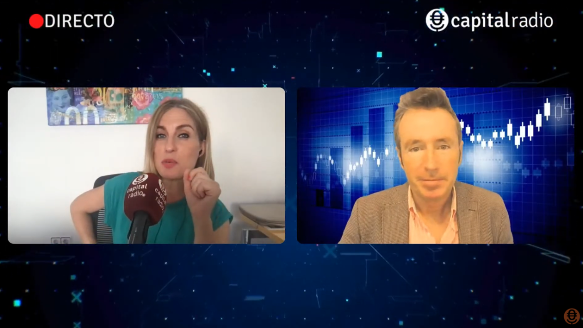 Laura Blanco y Alberto Iturralde durante la Clase de los Viernes de esta semana. Laura Blanco y Alberto Iturralde durante la Clase de los Viernes de esta semana.