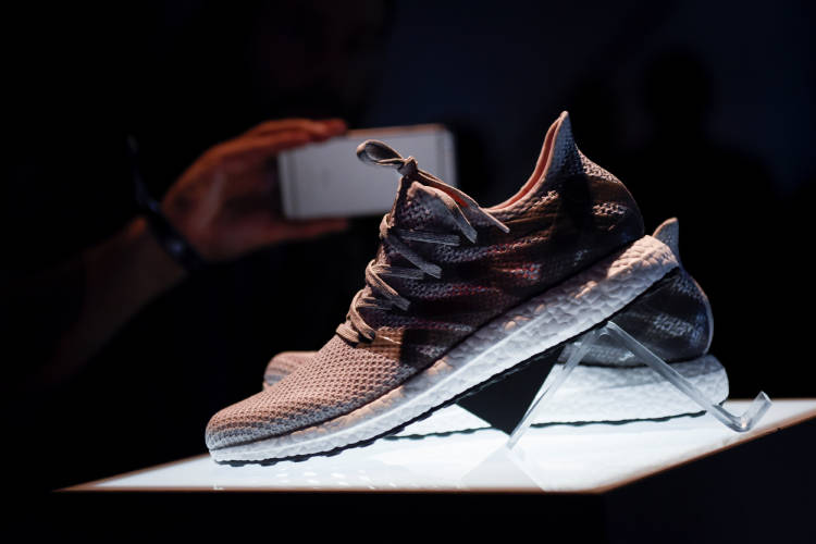 Adidas_robot.jpg Adidas_robot.jpg