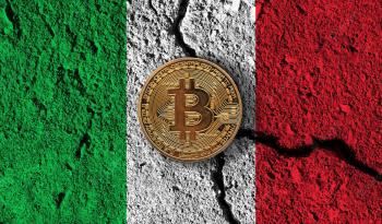moneda criptografica bitcoin restricciones criptograficas bandera italiana rota_601748 5050