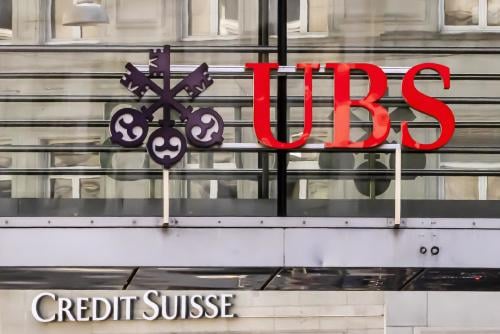 logos de los bancos suizos credit suisse y ubs
