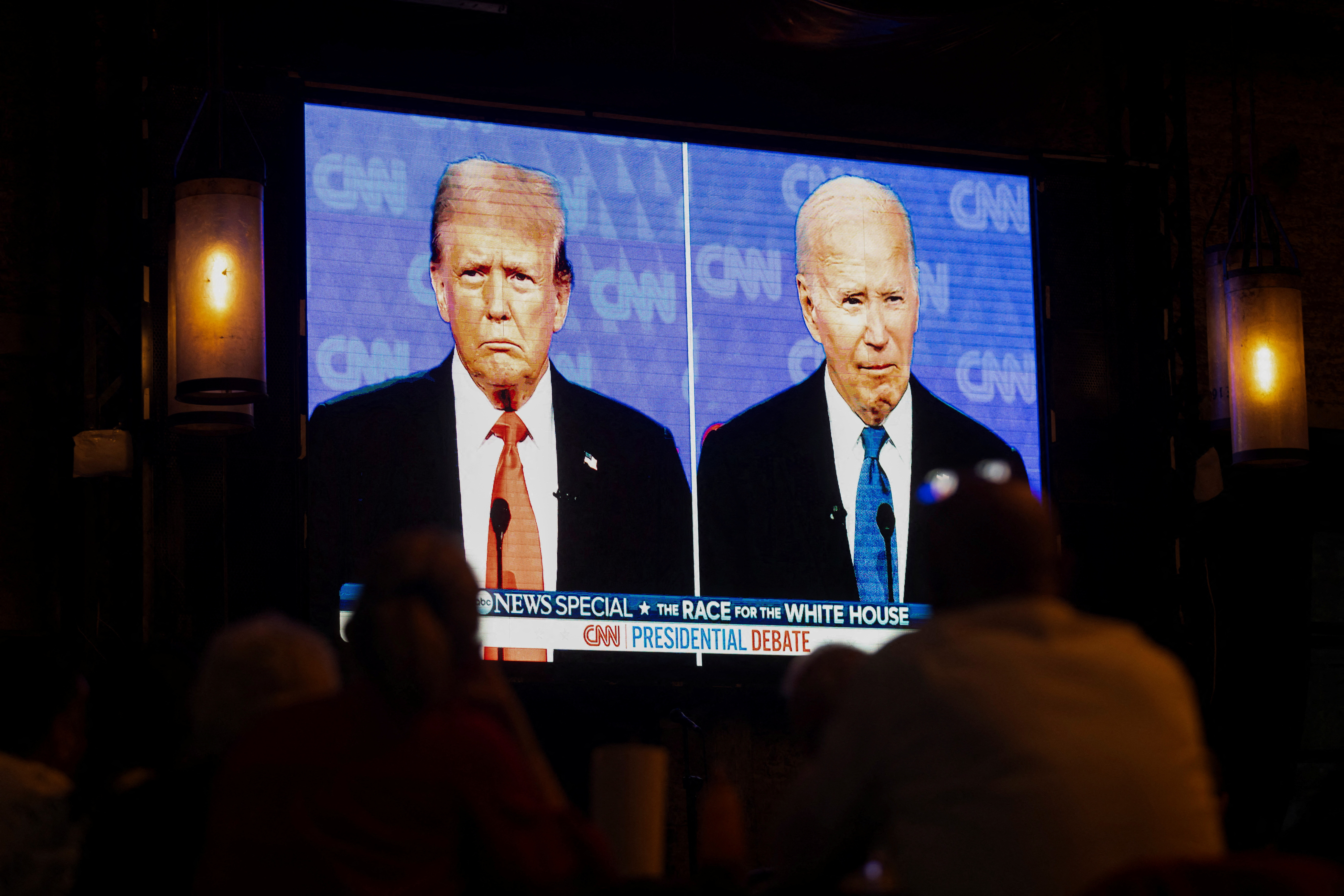Instante del debate entre Joe Biden y Donald Trump en la CNN