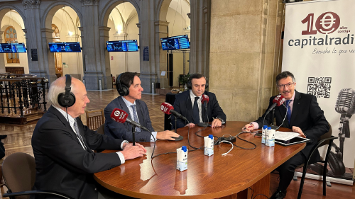 La Gran Tertulia de la Economía en el XIV Día de la Inversión. La Gran Tertulia de la Economía en el XIV Día de la Inversión.