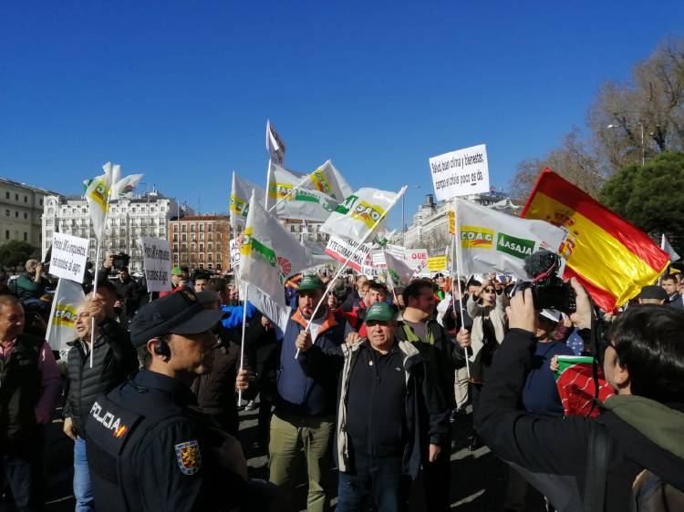 c534d77e 915a 4341 a1cc 1b657de95424 c534d77e 915a 4341 a1cc 1b657de95424