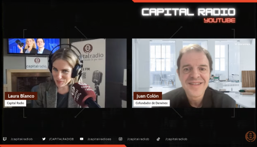 Juan Colón (Darwinex) con Laura Blanco Juan Colón (Darwinex) con Laura Blanco