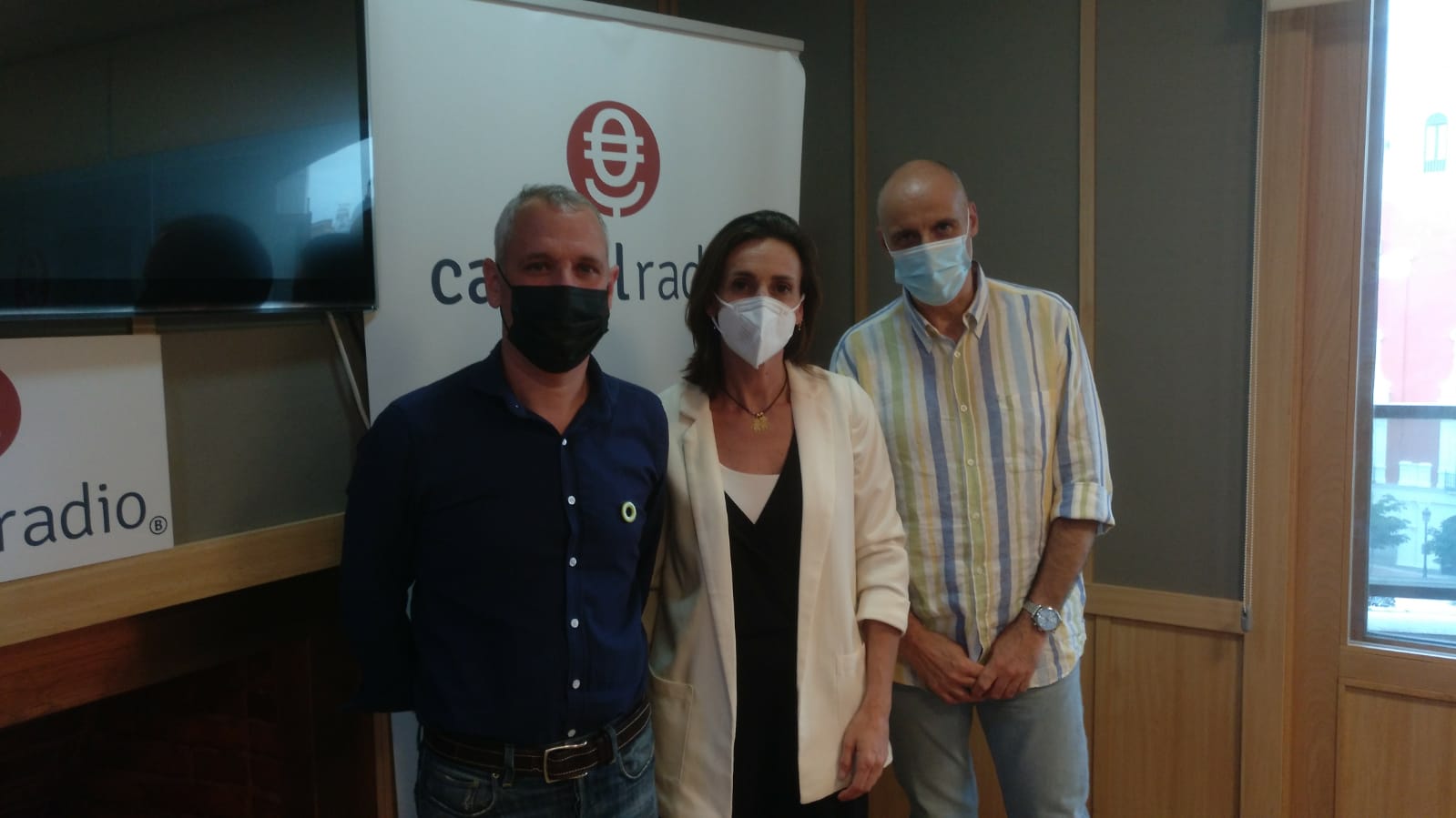 Espacio de Neumáticos en Verde Espacio de Neumáticos en Verde