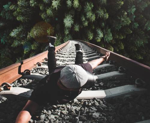 descarrilar descarrilar