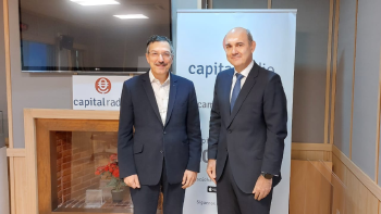 Luis Vicente Muñoz, CEO de Capital Radio, y Francisco Uría, socio responsable global de banca en KPMG.