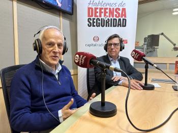 Alberto Corres (en primer plano) director de contenidos de UNVEX24, y Ángel Macho, director de UNVEX24 Alberto Corres (en primer plano) director de contenidos de UNVEX24, y Ángel Macho, director de UNVEX24