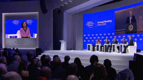 Ana Botín (Banco Santander) habla con Donald Trump en Davos Ana Botín (Banco Santander) habla con Donald Trump en Davos