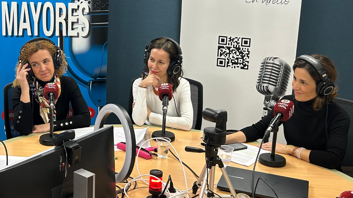 Mari&aacute;n Bautista, directora de Recursos Humanos del Grupo Amavir; Elena Garc&iacute;a, directora del Centro Residencial Amavir; e Itziar L&oacute;pez, directora de Marketing y Comercial del Grupo Amavir.