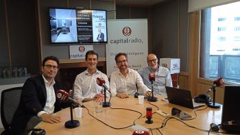 Javier Martínez Ríos, director de Movilidad Sostenible en EDP; Francisco José Huidobro, director de Servicios Digitales en Orange España; y Antonio Cristóbal, responsable de B2B de Polestar. Javier Martínez Ríos, director de Movilidad Sostenible en EDP; Francisco José Huidobro, director de Servicios Digitales en Orange España; y Antonio Cristóbal, responsable de B2B de Polestar.