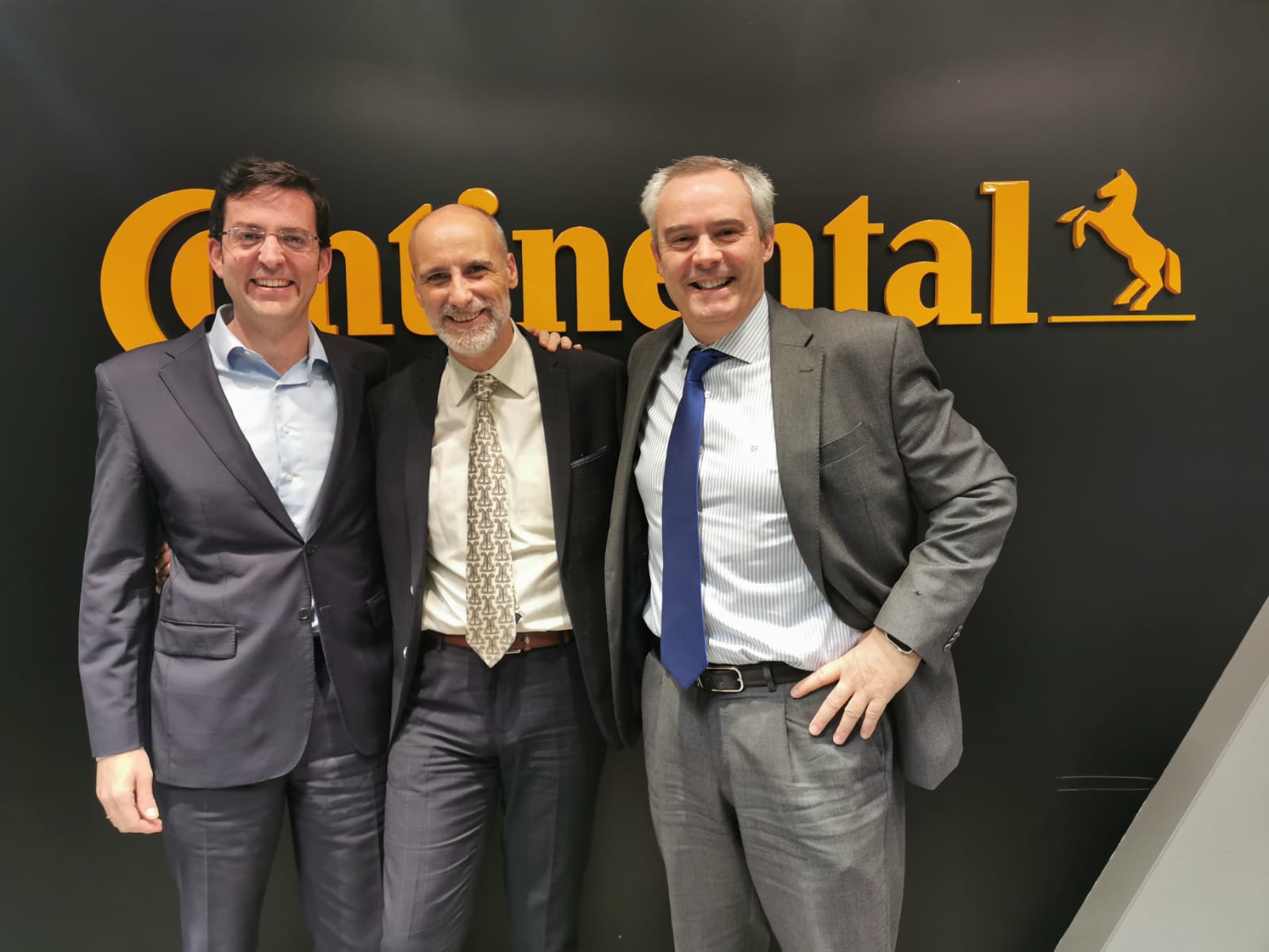 Jorge Cajal Continental Jorge Cajal Continental