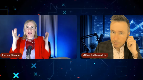 Laura Blanco y Alberto Iturralde durante la Clase de los Viernes de esta semana. Laura Blanco y Alberto Iturralde durante la Clase de los Viernes de esta semana.